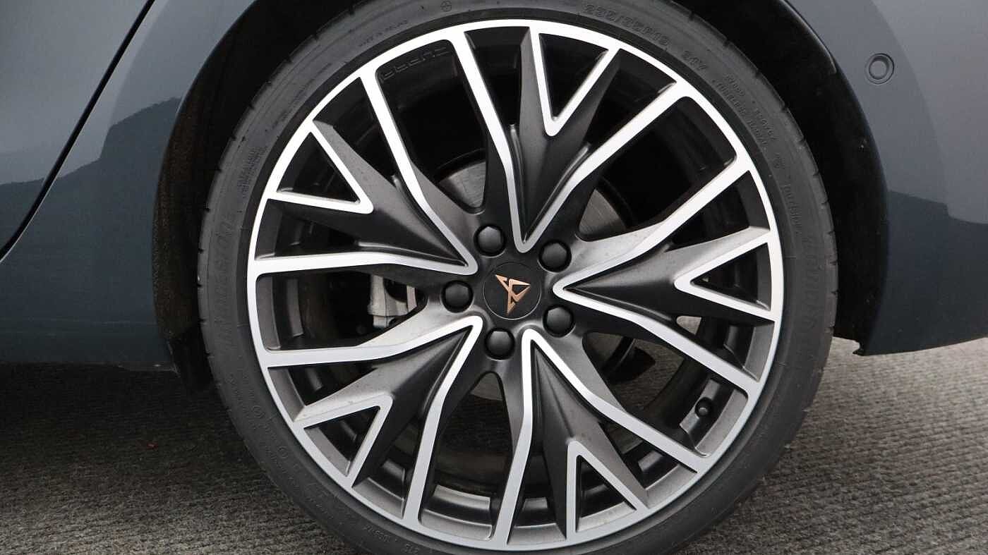 CUPRA Leon